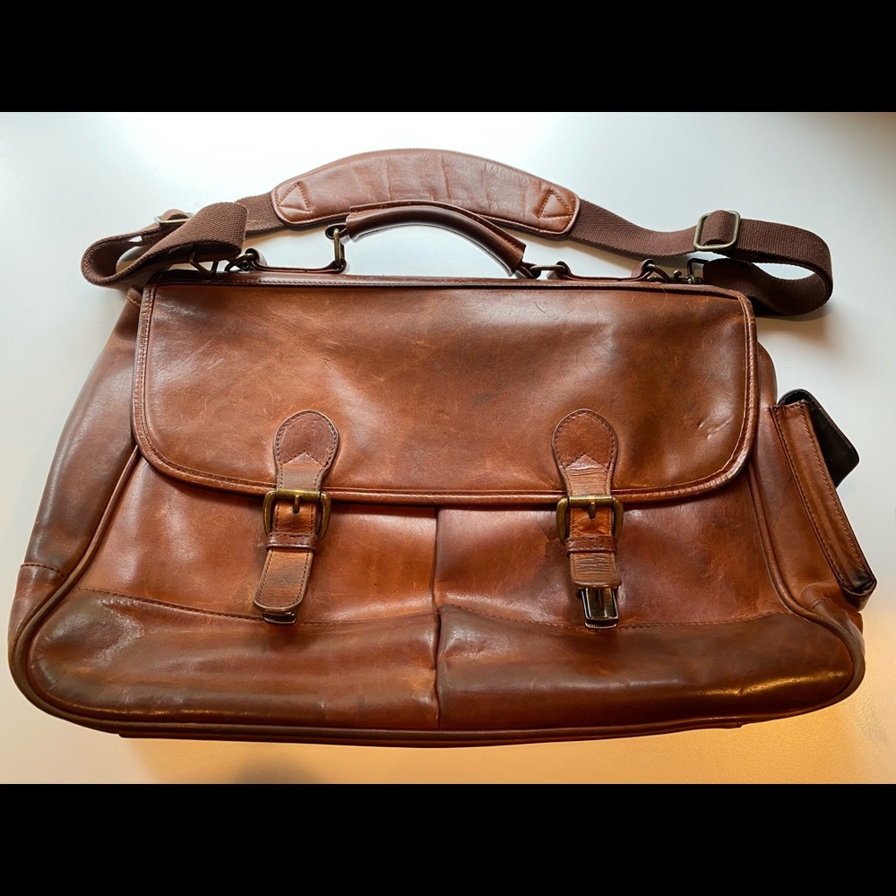Clarks leather laptop travel bag, briefcase messenger bag